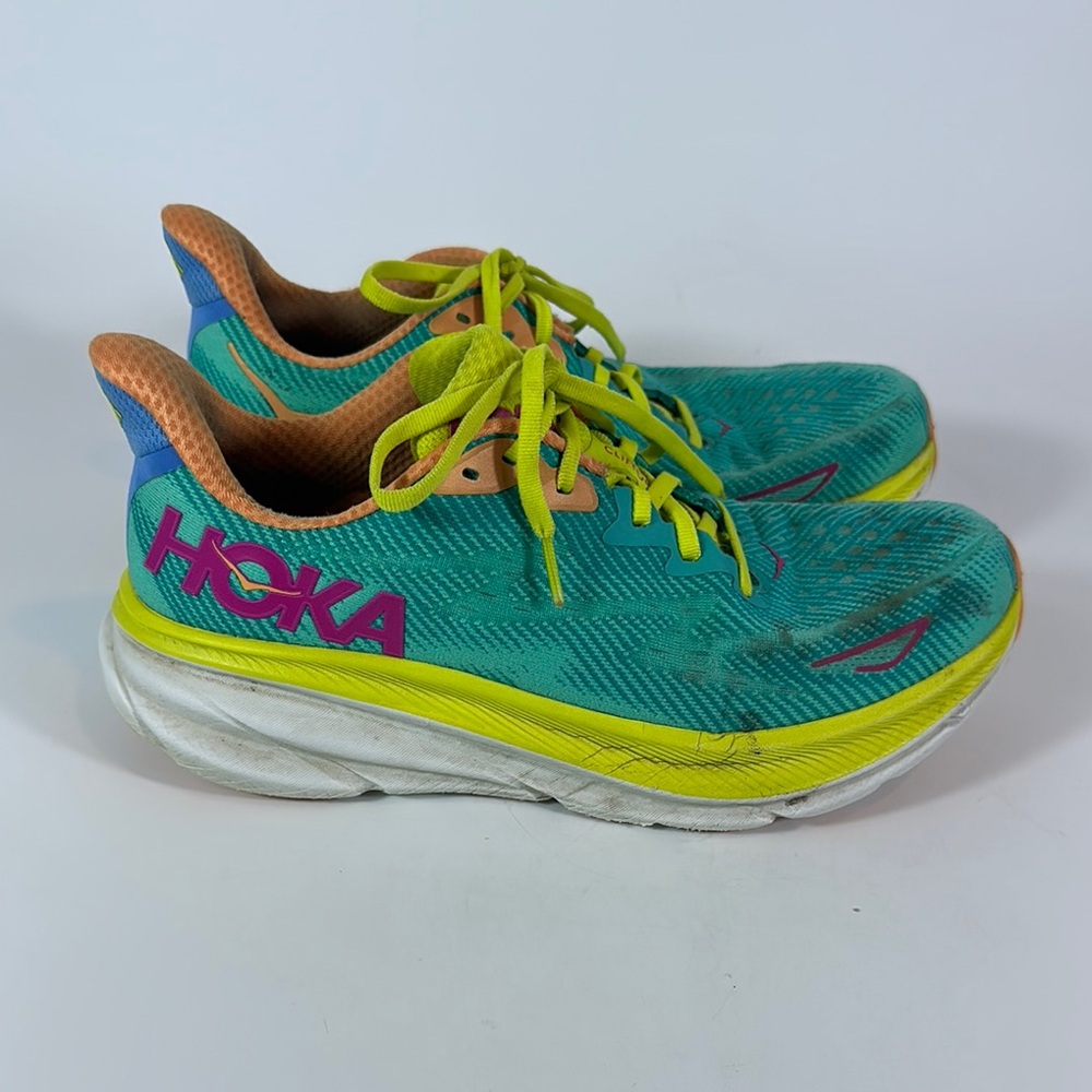 Hoka Clifton 9